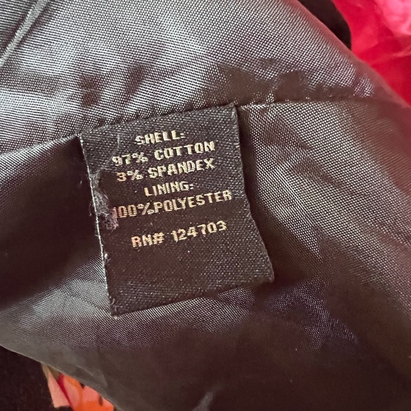 Cropped Blazer with 3/4 Sleeves and Ruffle Back - Picture 4 of 5